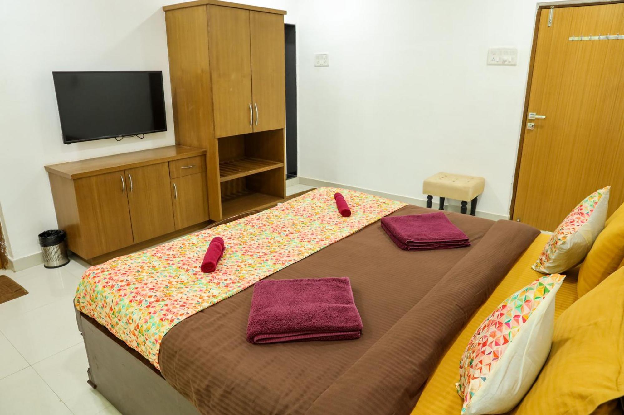 Surya Kiran Miramar Bed & Breakfast Panaji Room photo