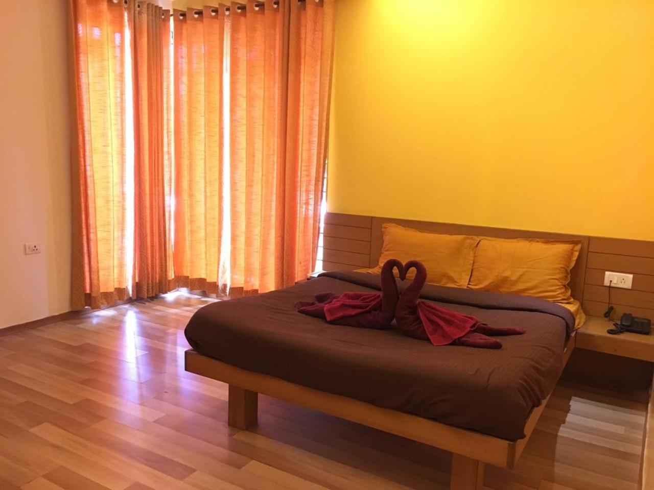 Surya Kiran Miramar Bed & Breakfast Panaji Exterior photo