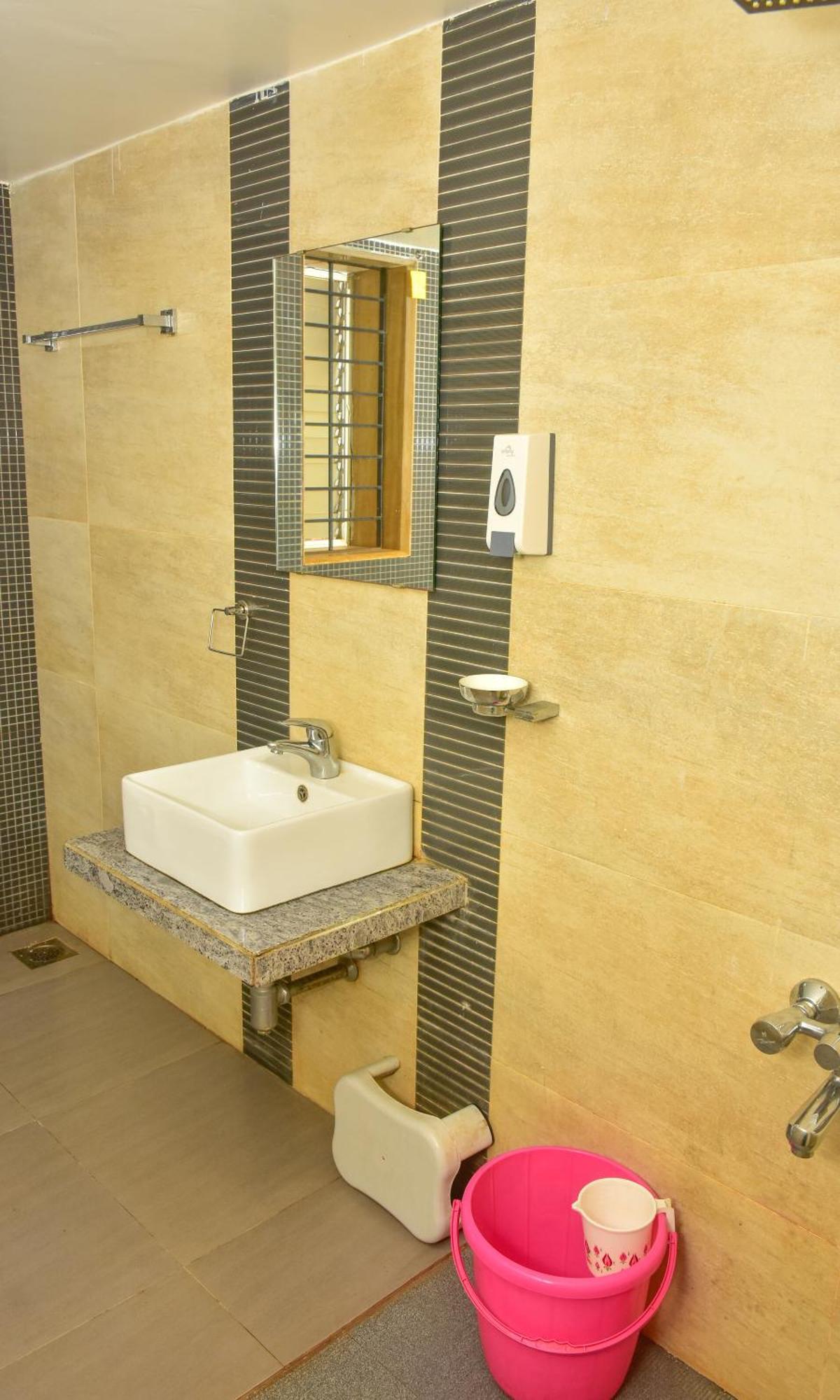 Surya Kiran Miramar Bed & Breakfast Panaji Exterior photo